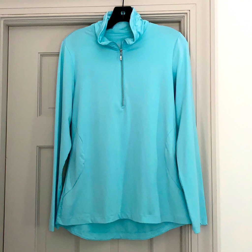 Tail Pullover